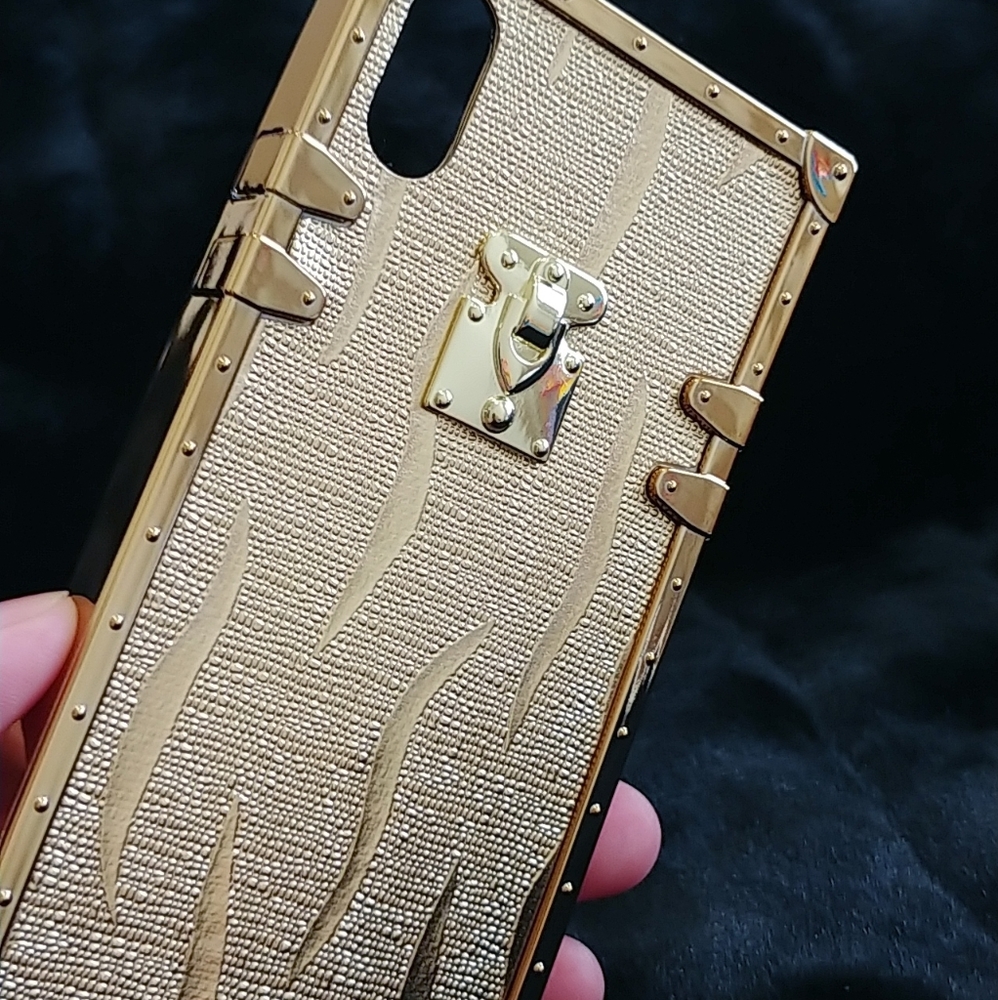 IPhone X case - Picture 2 of 4